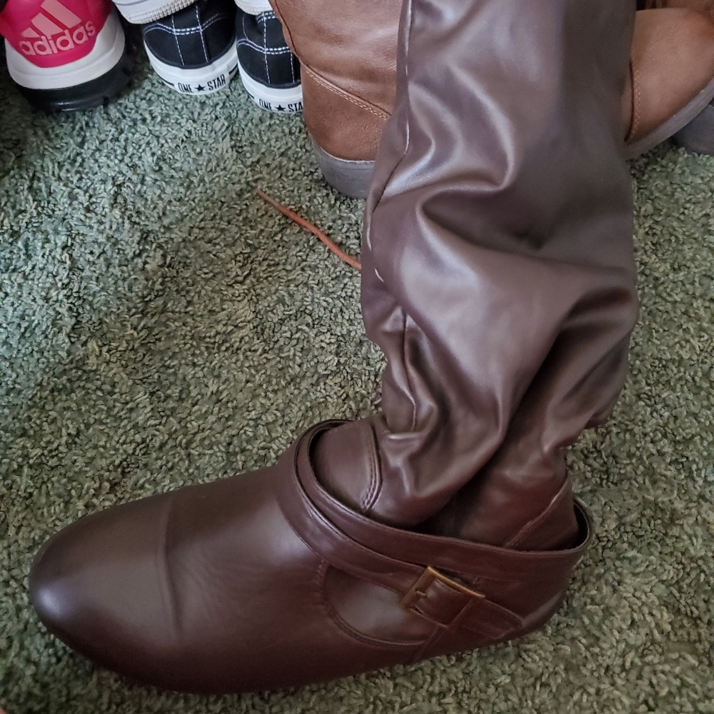 Brown boots